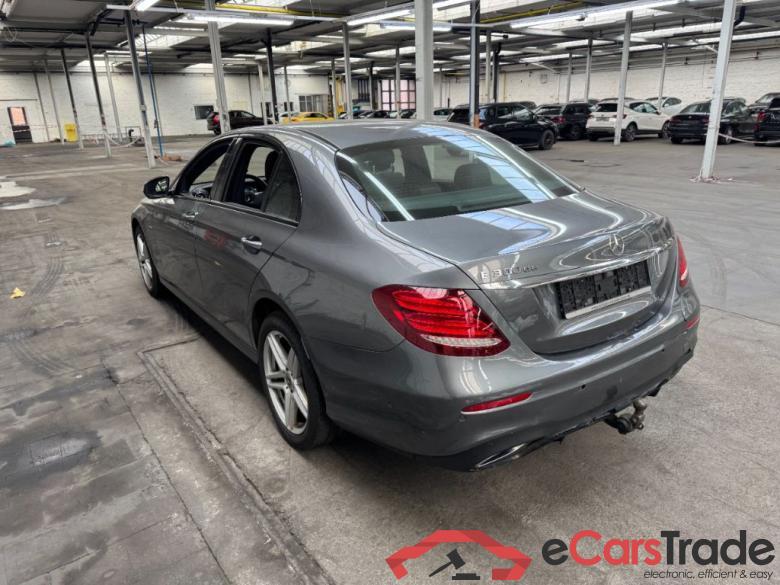 Mercedes E-Class ´16 MERCEDES-BENZ E-Klasse E 300 de 9G-TRONIC AMG Line 4d 143kW #4