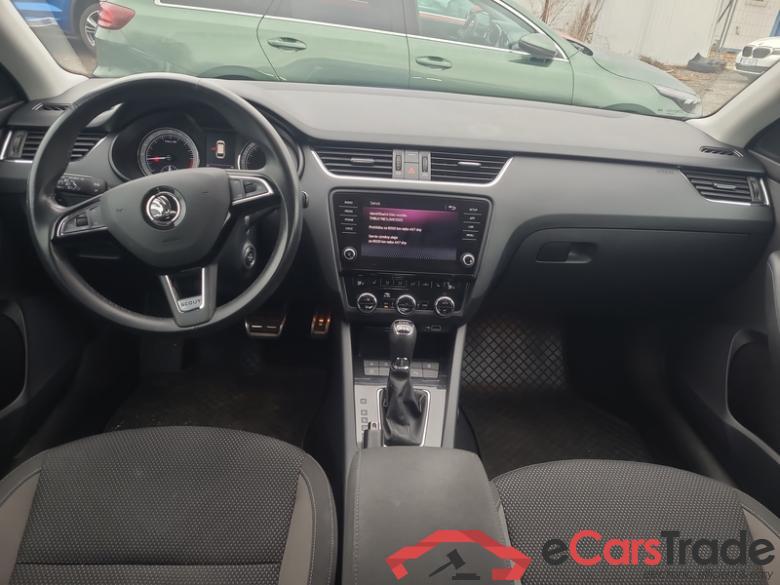 Skoda  Octavia Combi  (5E5)(03.2017->) Octa.Com TDI 135 Scout 4x4 AT #5