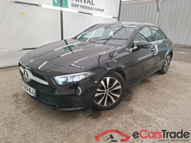 Mercedes A 200 d Business Line 8G-DCT MERCEDES-BENZ Classe A Compact / 2018 / 5P / Berline A 200 d Business Line 8G-DCT #1