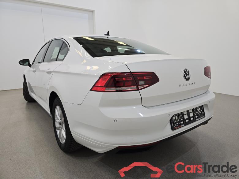 Volkswagen Passat 2.0 TDI Comfortline Aut. LED Navi Sport-Seats KeylessGo Klima PDC ... #6