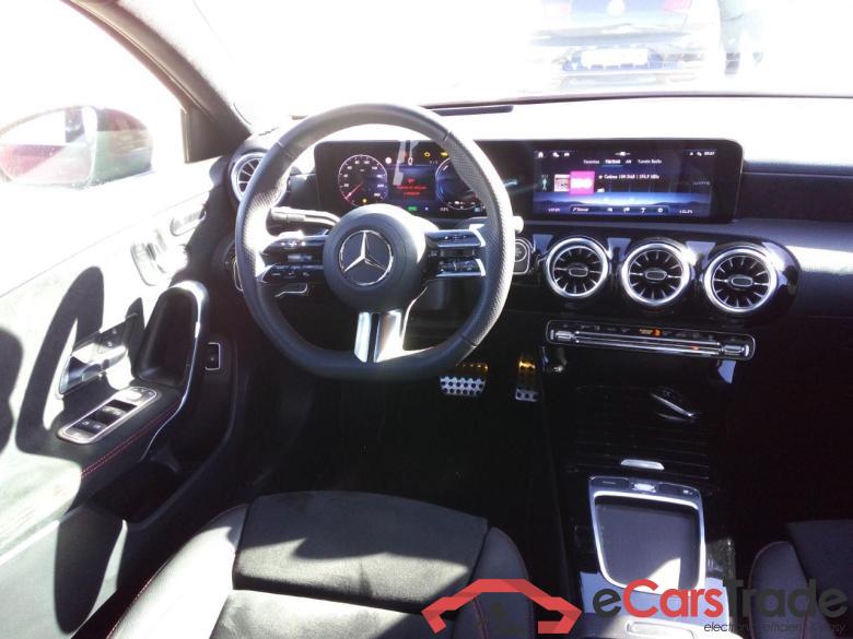 Mercedes A 250 e Sedán Clase A A 250e (177.185)AMG 1.3 AMG Line 220CV AT8 E6d #3