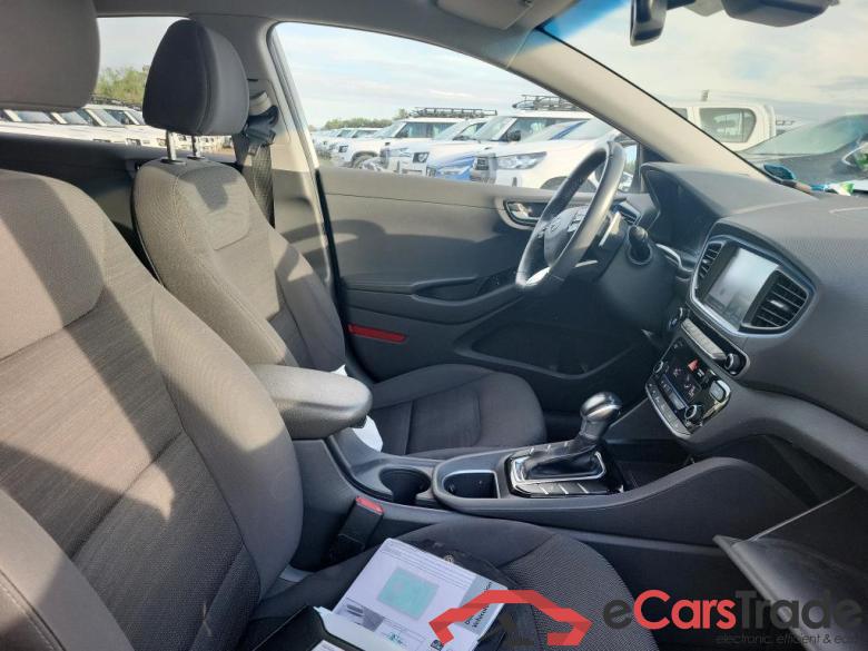 Hyundai 1.6 GDI HEV Tecno DCT HYUNDAI IONIQ / 2016 / 5P / berlina con portón 1.6 GDI HEV Tecno DCT #6