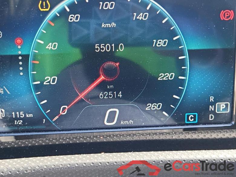 Mercedes A 180 d MERCEDES-BENZ Clase A / 2018 / 5P / berlina con portón A 180 d #5
