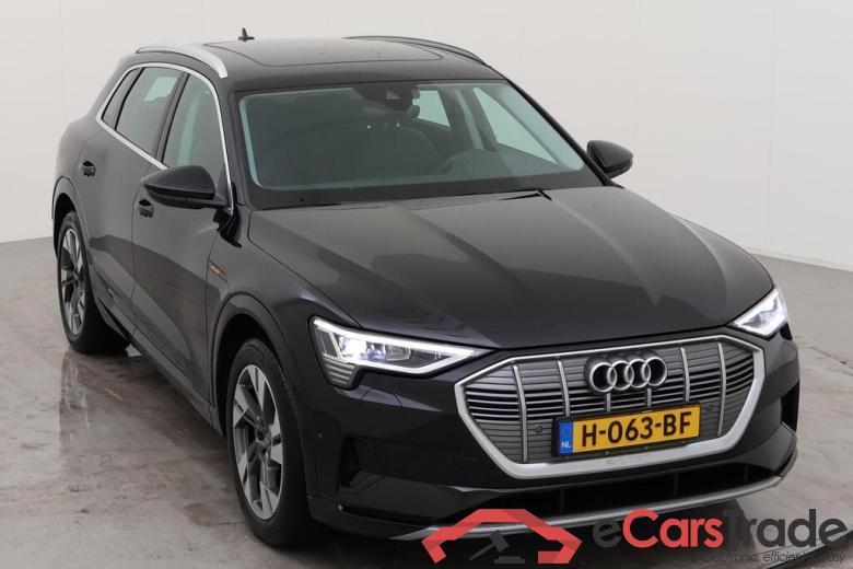 AUDI e-tron  #4