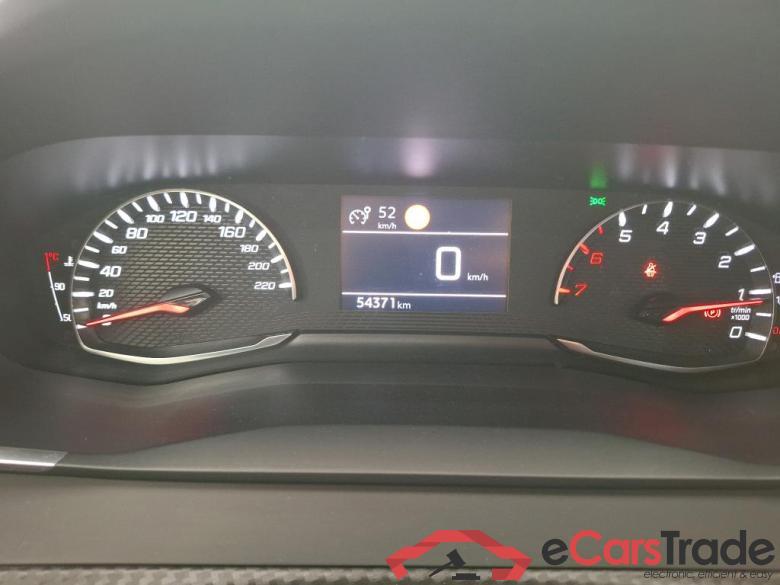 Peugeot 1.5 BLUEHDI 100 S&S ALLURE 2008 Allure 1.5 HDi 110CV BVM6 E6d #6