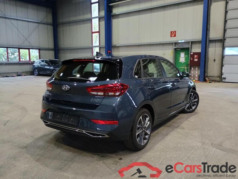HYUNDAI i30 1.0 T-GDI DCT Trend #2