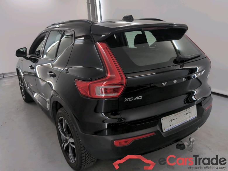 VOLVO XC40 1.5 T4 RECHARGE GEARTRONIC R-DESIGN Tech & Park Assist #3