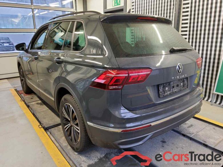 Volkswagen Tiguan (AX1)(07.2020->2024) DE - SUV5 2.0 TDI BMT/Start-Stopp EU6d, Life 4Motion (EURO 6d), (Facelift) 2020 #4