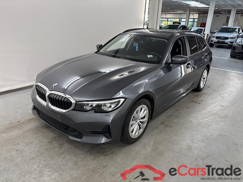 BMW 3 SERIES TOURING 2.0 318D (110KW) TOURING Business Mirror Model Advantage Storage