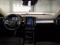 preview Volvo XC40 #2