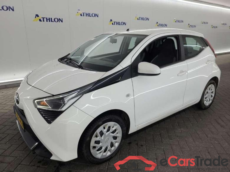 TOYOTA Aygo 1.0 VVT-i x-play 5D 53kW