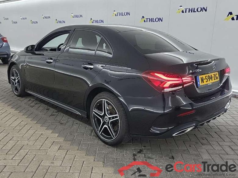 MERCEDES-BENZ A-Klasse Limousine A 250 e 8G-DCT Business Sol AMG Limited 4D 160kW #4