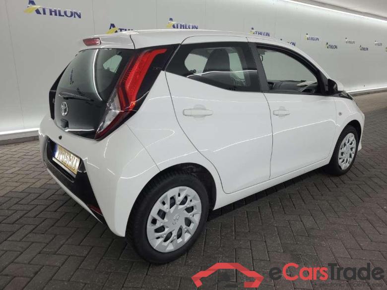 TOYOTA Aygo 1.0 VVT-i x-play 5D 53kW #3