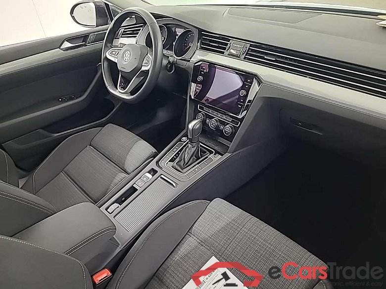 VOLKSWAGEN PASSAT 1.6 TDI 88kW Comfort Business 7-DSG 4D #6