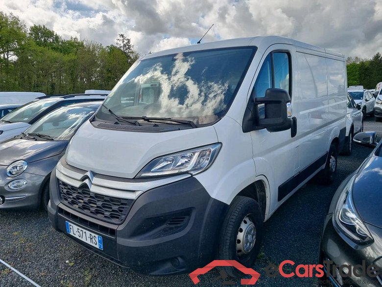 Citroen 33 L1H1 BlueHDi 120 S&S BVM6 Club CITROEN Jumper / 2014 / 4P / Fourgon tôlé 33 L1H1 BlueHDi 120 S&S BVM6 Club