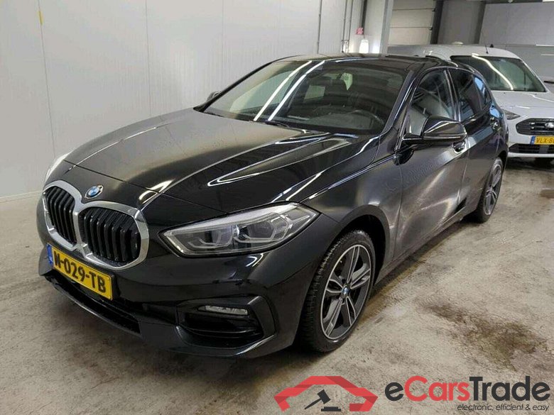 BMW 1-serie 118i Bns Edition #1