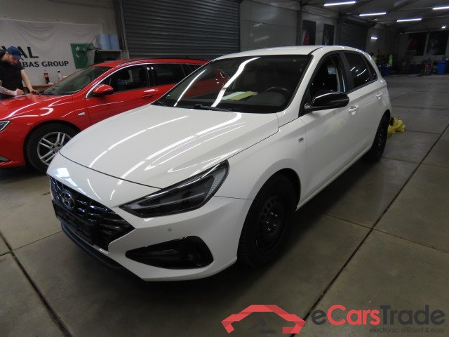 Hyundai i30 5d ´16 i30 Edition 30+ Mild-Hybrid 1.5 T-GDI 118KW AT7 E6d