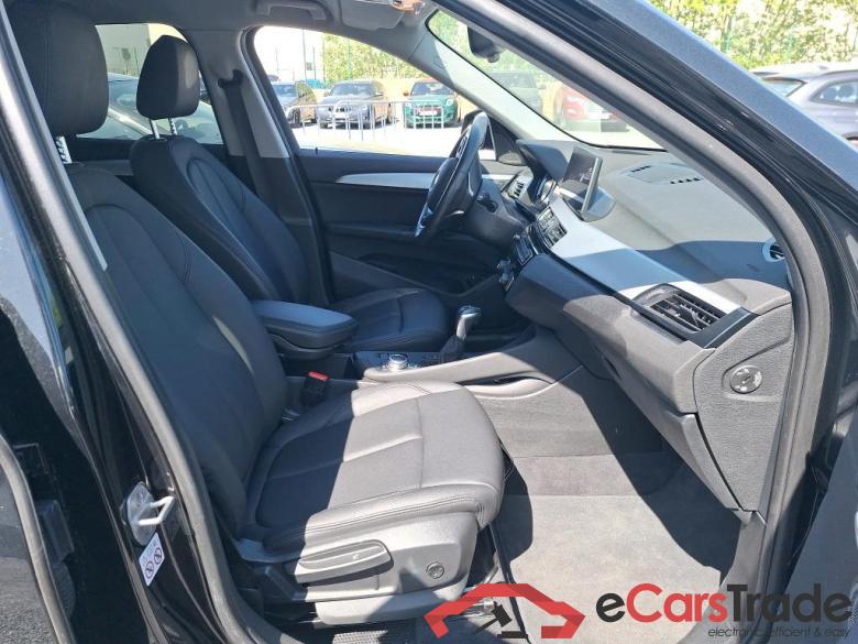 BMW - BMW X1 xDrive25e 220PK Pack Business Plus & Harman Kardon & Heated Seats & Apple CarPlay Prep  * HYBRID * #3