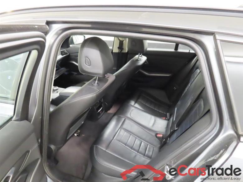 BMW 3-SERIE TOURING 330e eDrive Edition #6