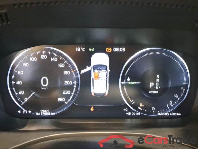 Volvo 246 VOLVO XC60 / 2017 / 5P / SUV T6 PLUG-IN AWD AUTO RECHARGE INS. EXP #4