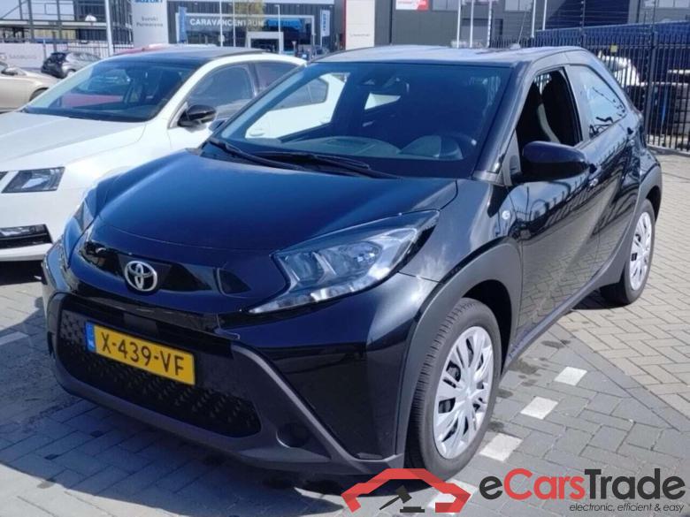 TOYOTA Aygo X 1.0 VVT-i MT Play #1