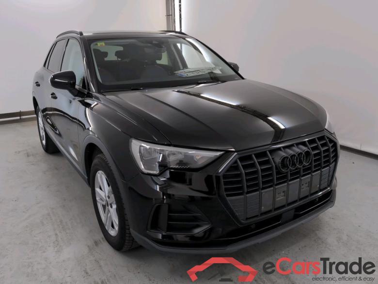 AUDI Q3 1.4 45 TFSI E S TRONIC Business Plus #2