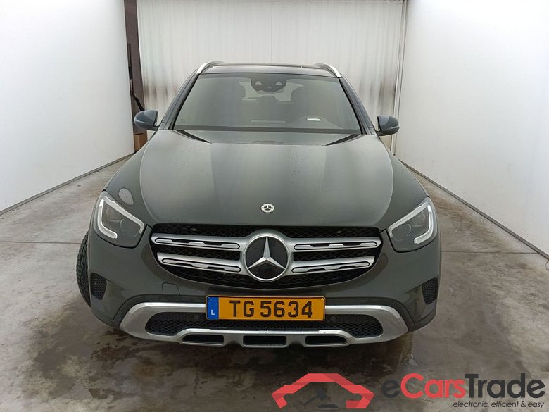 MERCEDES GLC DIESEL (X253) - 2019 GLC 200 d 163 Business Solution 4MATIC (EU6d-TEMP) 5d Auto #1