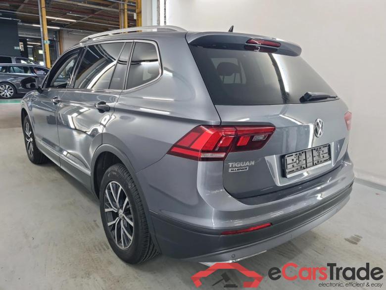 VOLKSWAGEN Tiguan 1.5 TSI LIFE DSG 2 enkele zetels, op 3e zitrij ''Travel'' #3