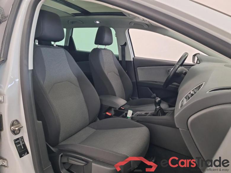 Seat Leon ST 12-19 SEAT Leon Sportstourer 1.0 TSI Style Ultimate Edition 5d #3