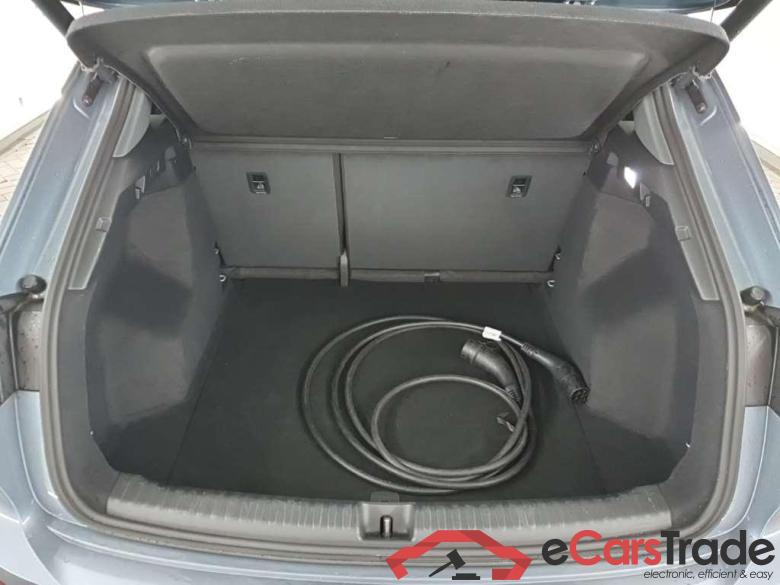 AUDI Q4 e-tron 40 e-tron Launch edition Advanced Plus 5D 15 Uitl. #5