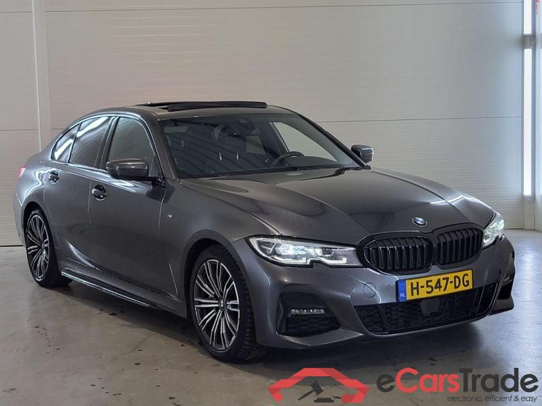 BMW 3-serie 330i High Executive Edition #2