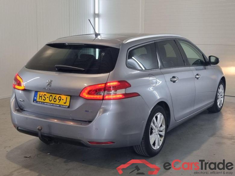 PEUGEOT 308 SW 1.2 PureTech Blue Lease Executive #4