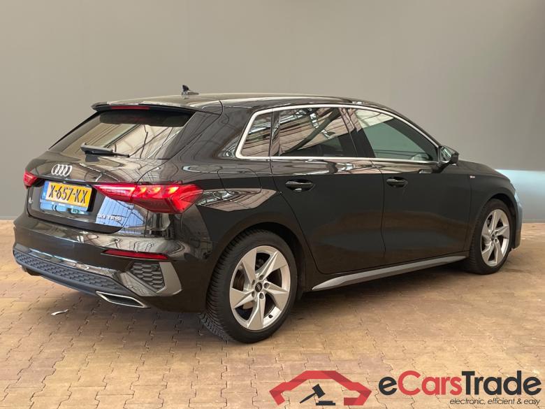 AUDI A3 SPORTBACK 30 TFSI S edition #4