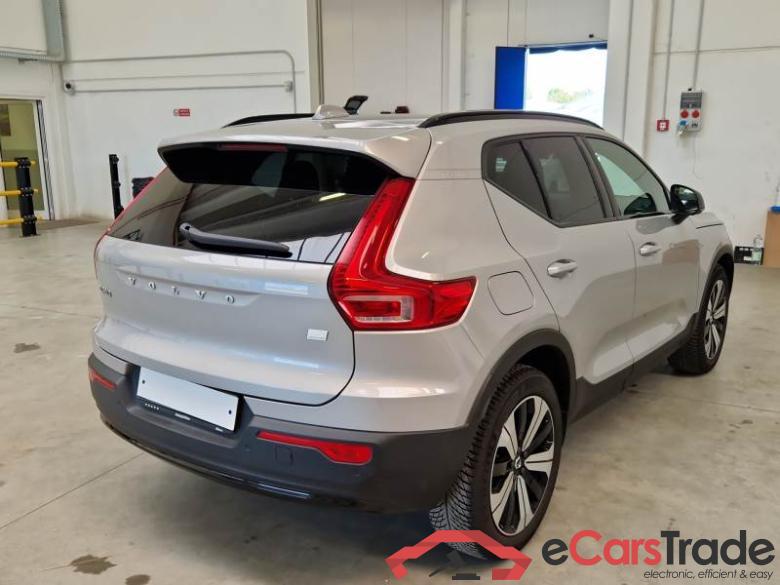 Volvo 6 VOLVO XC40 / 2021 / 5P / SUV T4 RECHARGE PLUG-IN AUTO PLUS DARK #2