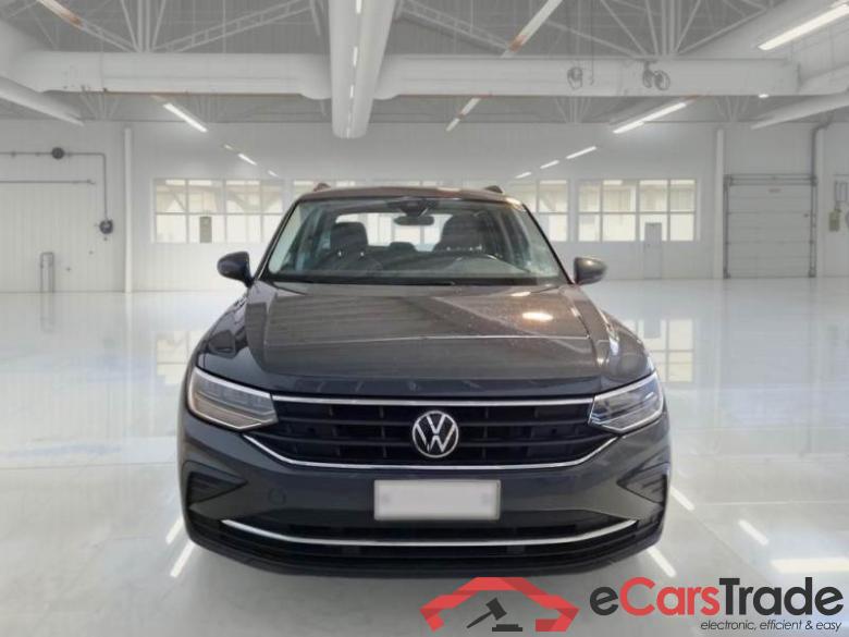 Volkswagen 18 VOLKSWAGEN TIGUAN / 2020 / 5P / SUV 1.4 TSI EHYBRID LIFE DSG #6