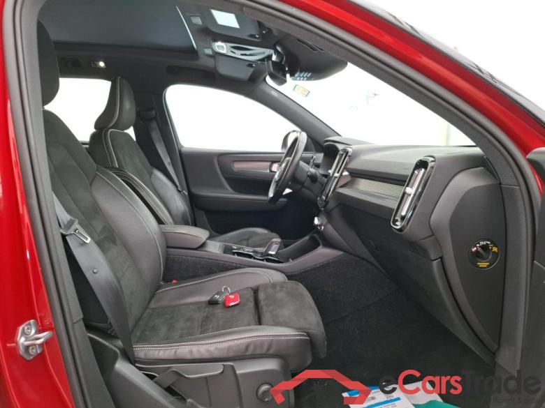 Volvo D4 AWD AdBlue 190 Geartro 8 RDesign VOLVO XC40 5p SUV D4 AWD AdBlue 190 Geartro 8 RDesign #6
