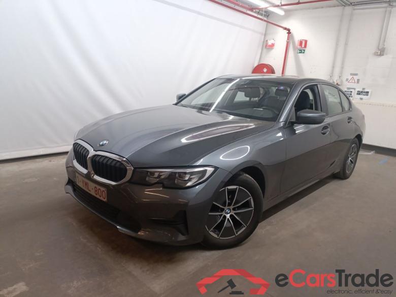 BMW 3 Reeks Berline 318dA (100 kW) 4d #3