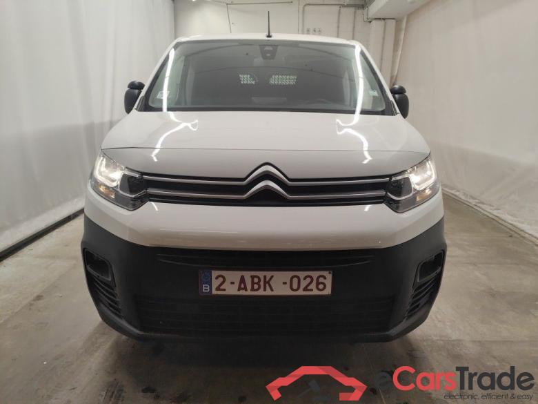 Citroën Berlingo XL Heavy 1.2 PT 110 S&S MAN6 Club 4d #1