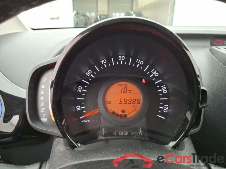 PEUGEOT 108 1.0 e-VTi Allure #4