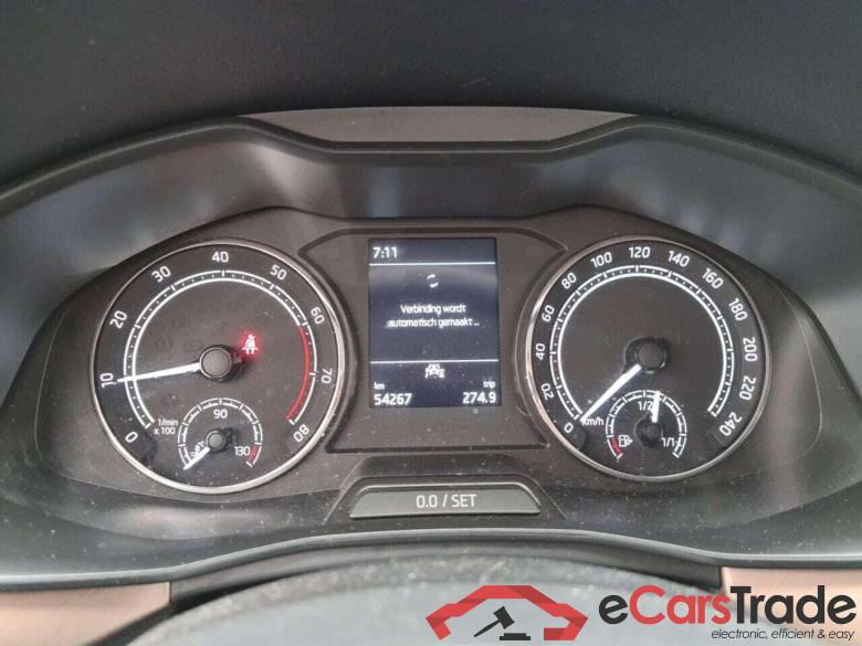 SKODA Kamiq 1.0 TSI Style #5