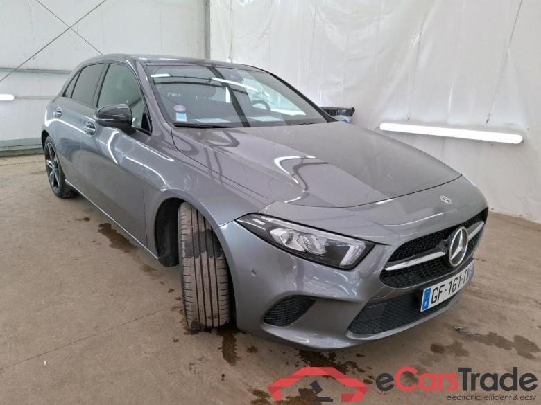 Mercedes A 200 Progressive Line 7G-DCT MERCEDES-BENZ Classe A Compact / 2018 / 5P / Berline A 200 Progressive Line 7G-DCT #4