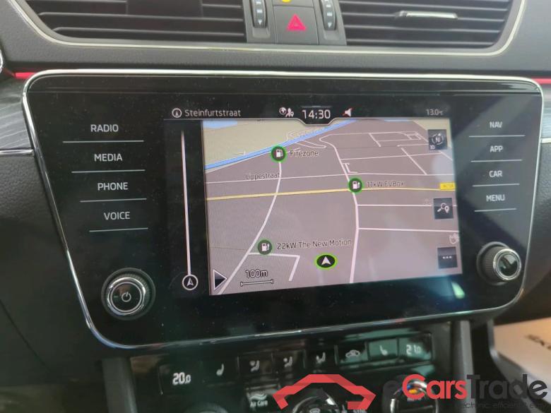 SKODA Superb Combi 110 kW #2