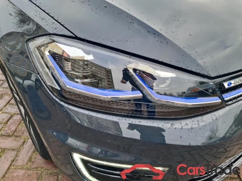 VOLKSWAGEN e-Golf  #4