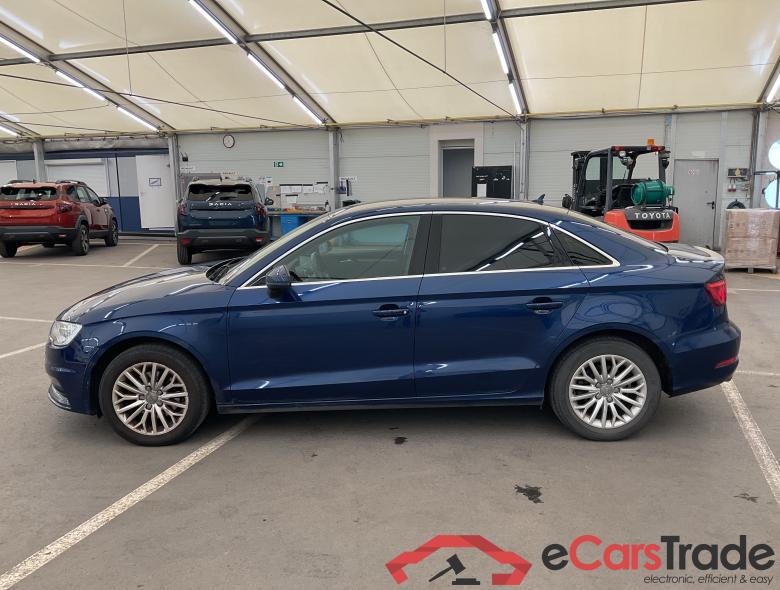 AUDI A3 Sedan 2.0 TDi Ambiente S tronic #3