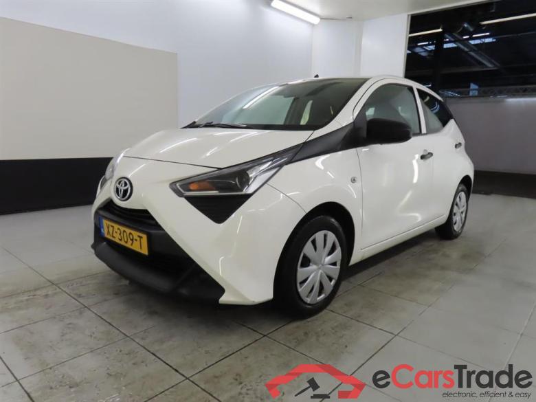 TOYOTA Aygo 1.0 VVT-i x-fun #1