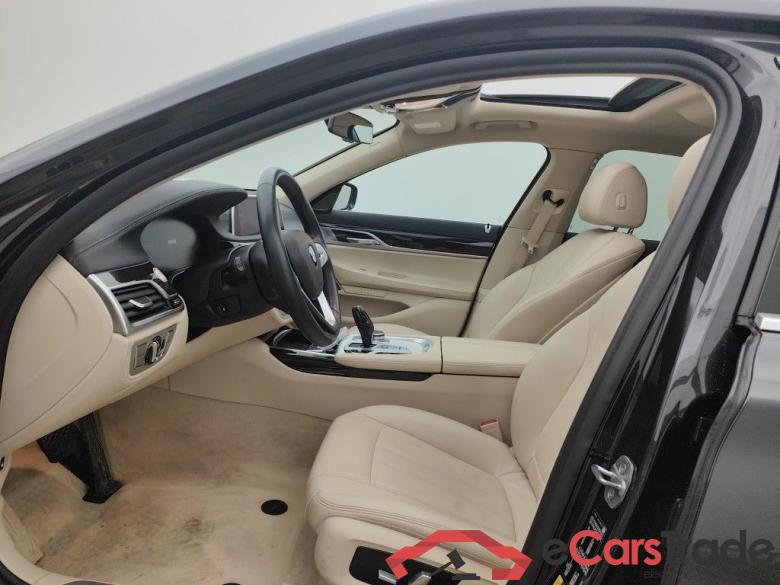 BMW 7 - 2019 745eAL 286 Long Plug-In Hybrid (EU6d-TEMP) 4d Auto #6