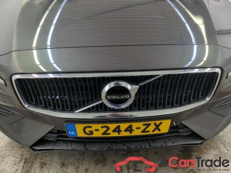 VOLVO V60 2.0 D4 MomentPro #4