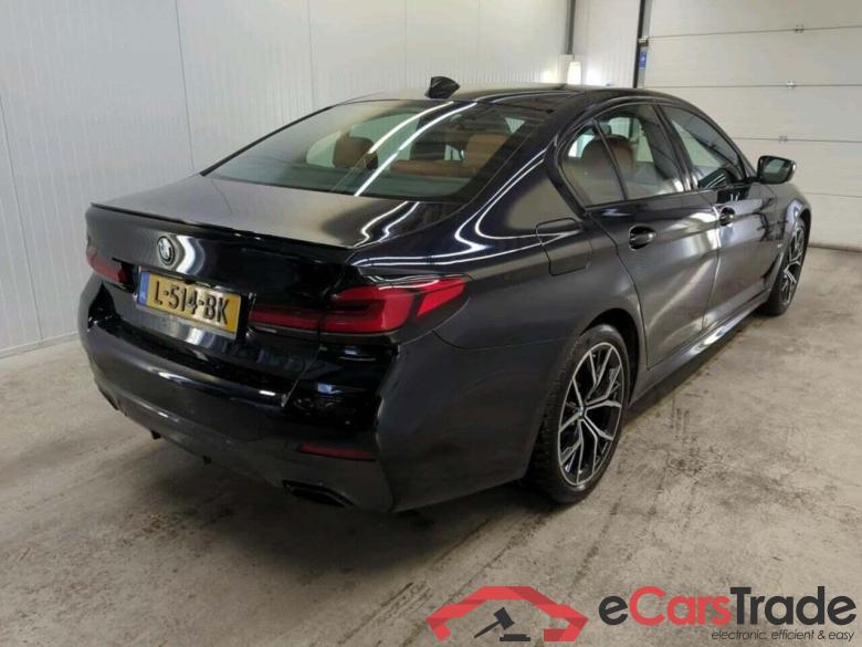BMW 5-serie 520d High Exe #2
