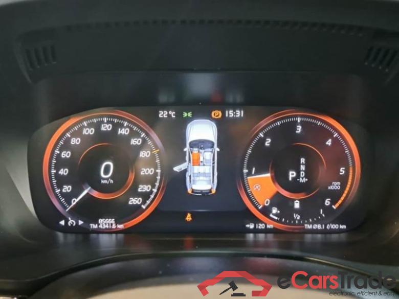 Volvo 225 VOLVO XC60 / 2017 / 5P / SUV B4 D AWD AUTOMATICO R-DESIGN #4