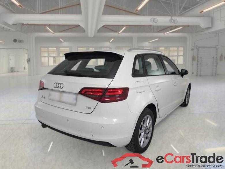 Audi 010094390 AUDI A3 2013 SPORTBACK 1.6 TDI CR ATTRACTION S.BACK #2